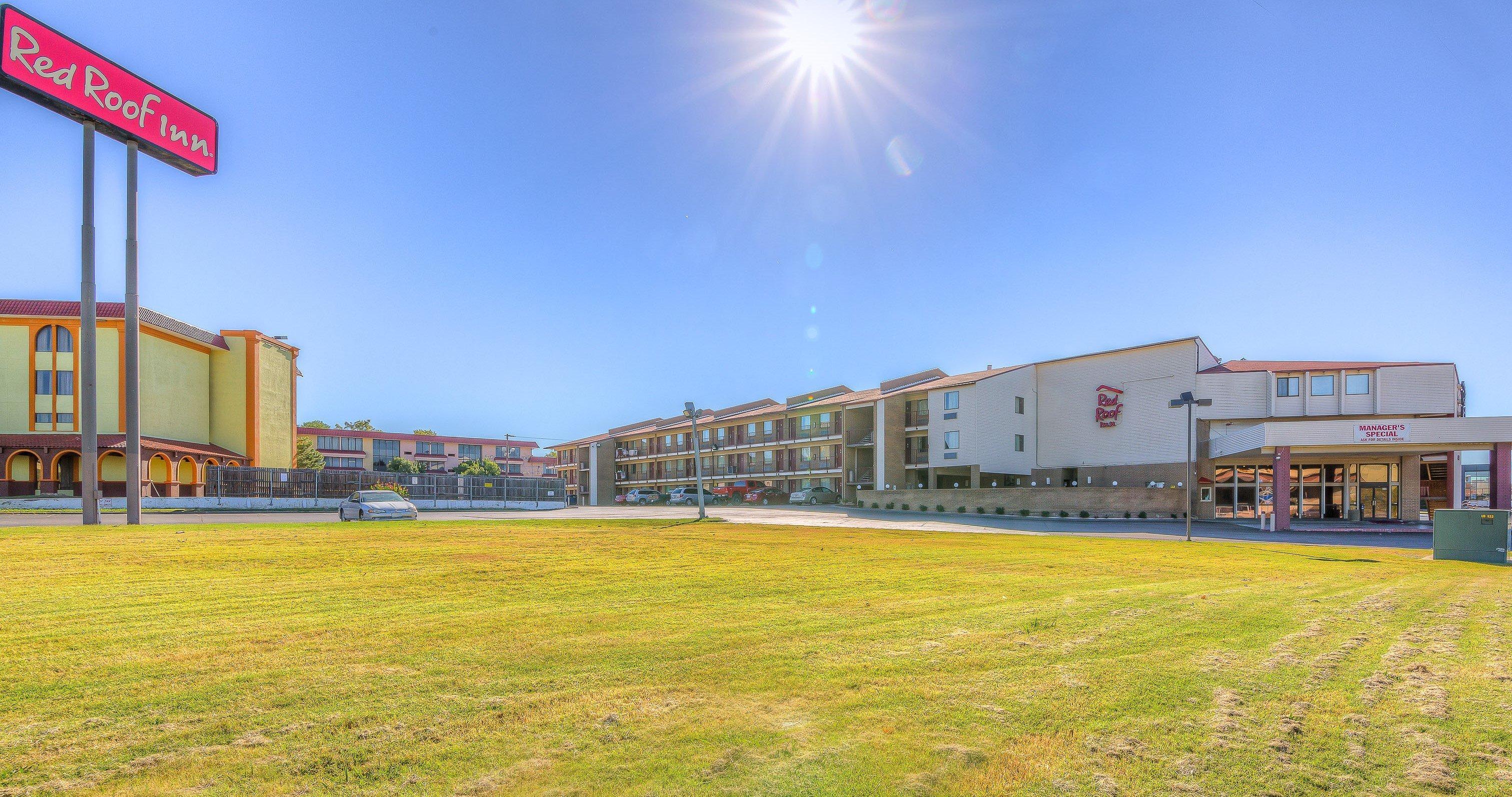 Red Roof Inn Талса Экстерьер фото