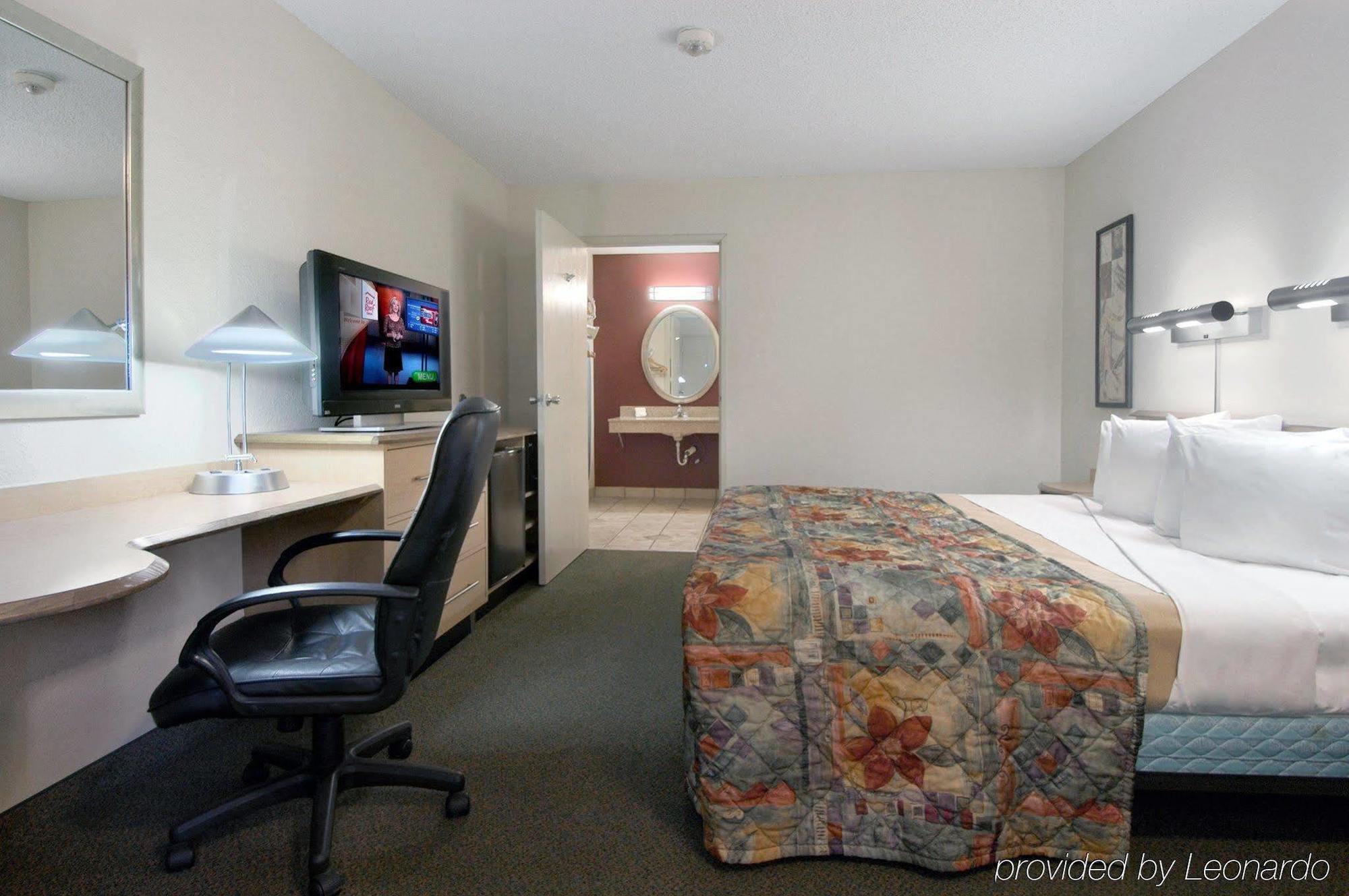 Red Roof Inn Талса Экстерьер фото